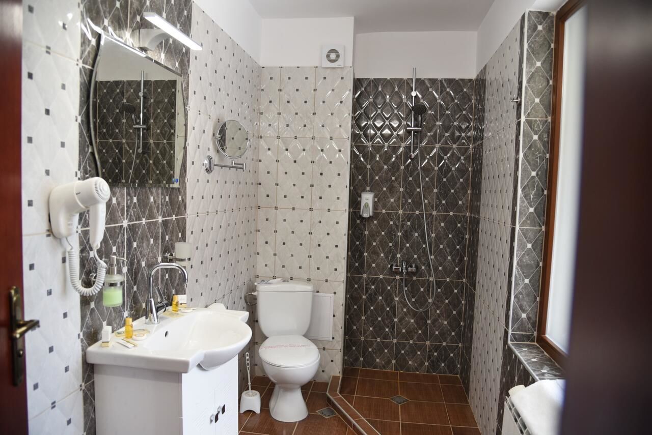 Отель Villa Maria Revas Солнечный Берег-17